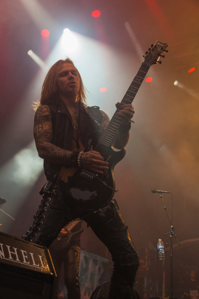 Tyr