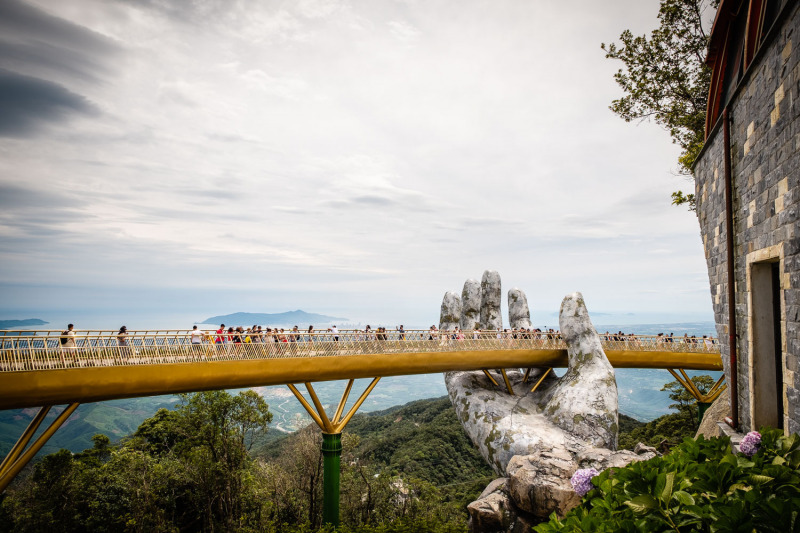 The Golden Bridge /Vietnamese: Cầu Vàng) is a pedestrian bridge located in the Sun World resort in Bà Nà Hills near Da Nang in Vietnam.