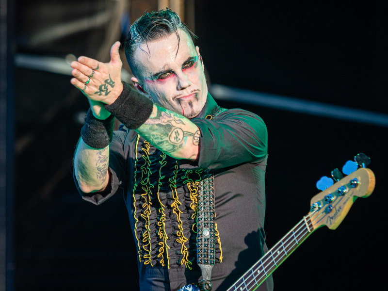 Rob Zombie live on stage at the 2019 Copenhell Metal Festival - here Piggy D on bass. @robzombieofficial @piggydofficial